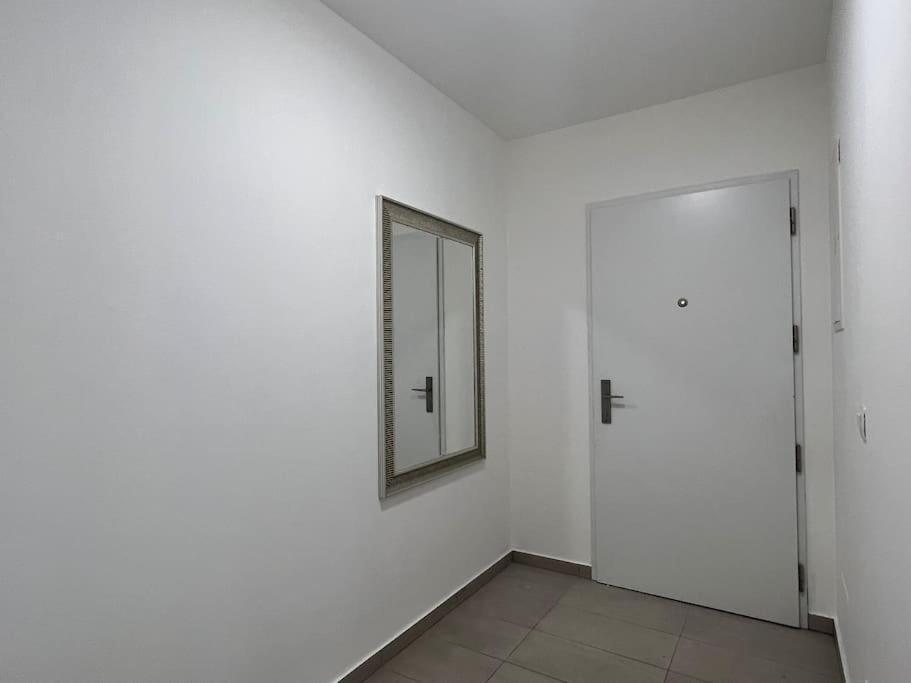 The Dante Prague - Family And Friends Apartments, Free Parking Zewnętrze zdjęcie