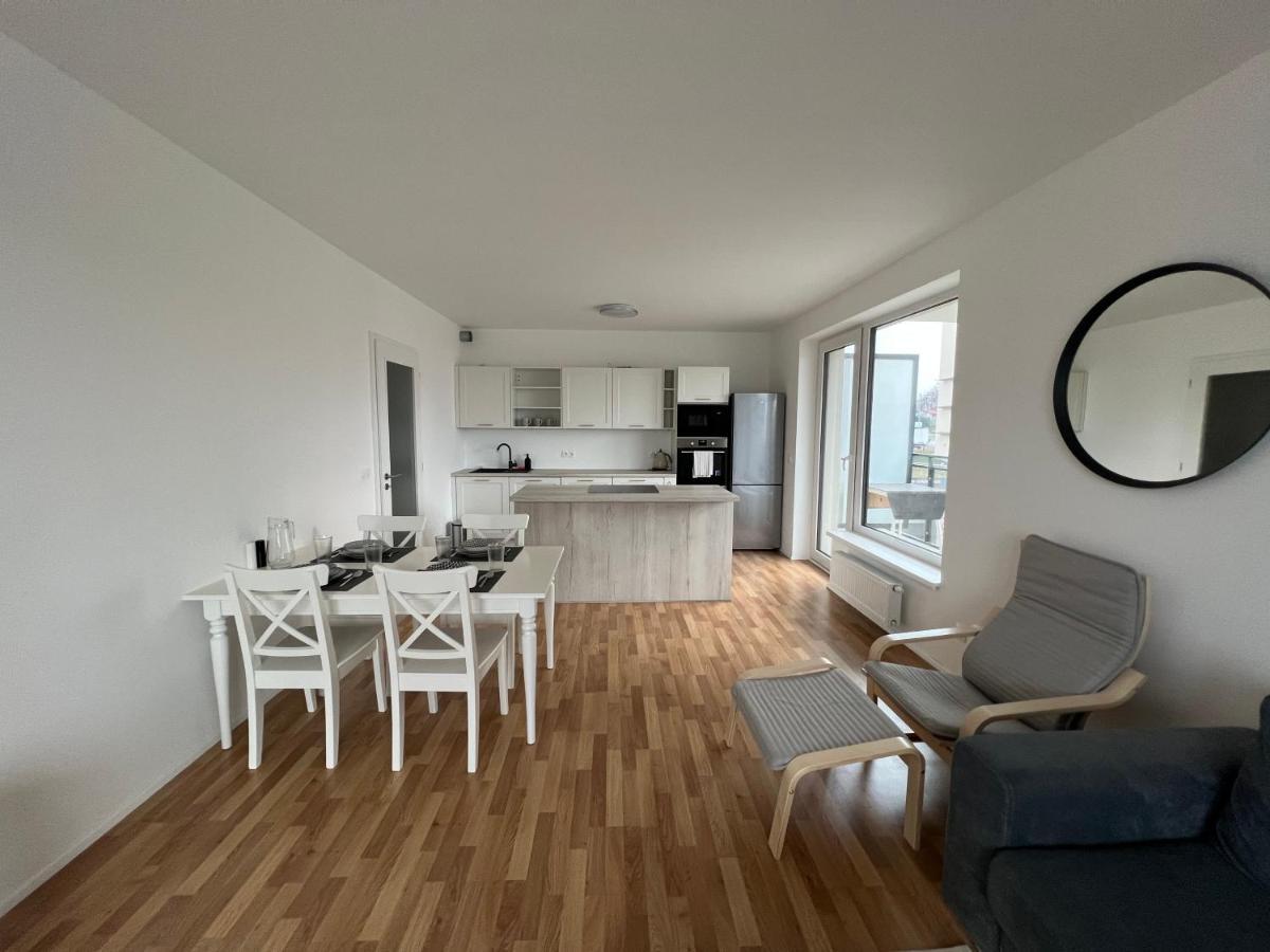 The Dante Prague - Family And Friends Apartments, Free Parking Zewnętrze zdjęcie