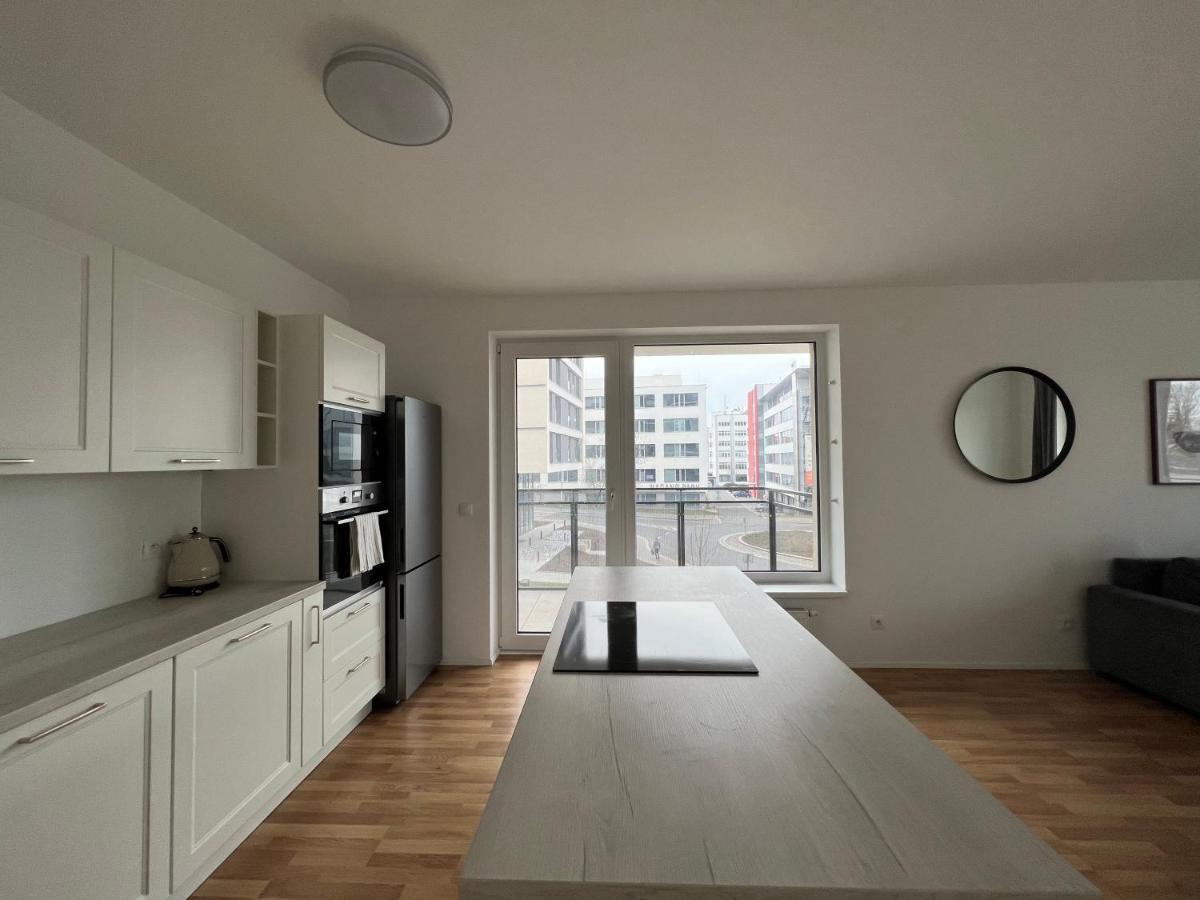 The Dante Prague - Family And Friends Apartments, Free Parking Zewnętrze zdjęcie